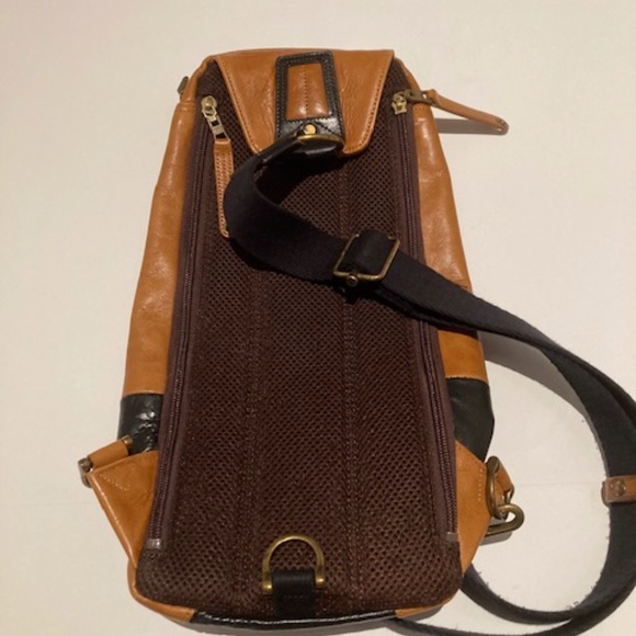 MasterPiece Gloss ver.2 Sling Bag - Picture 10 of 11